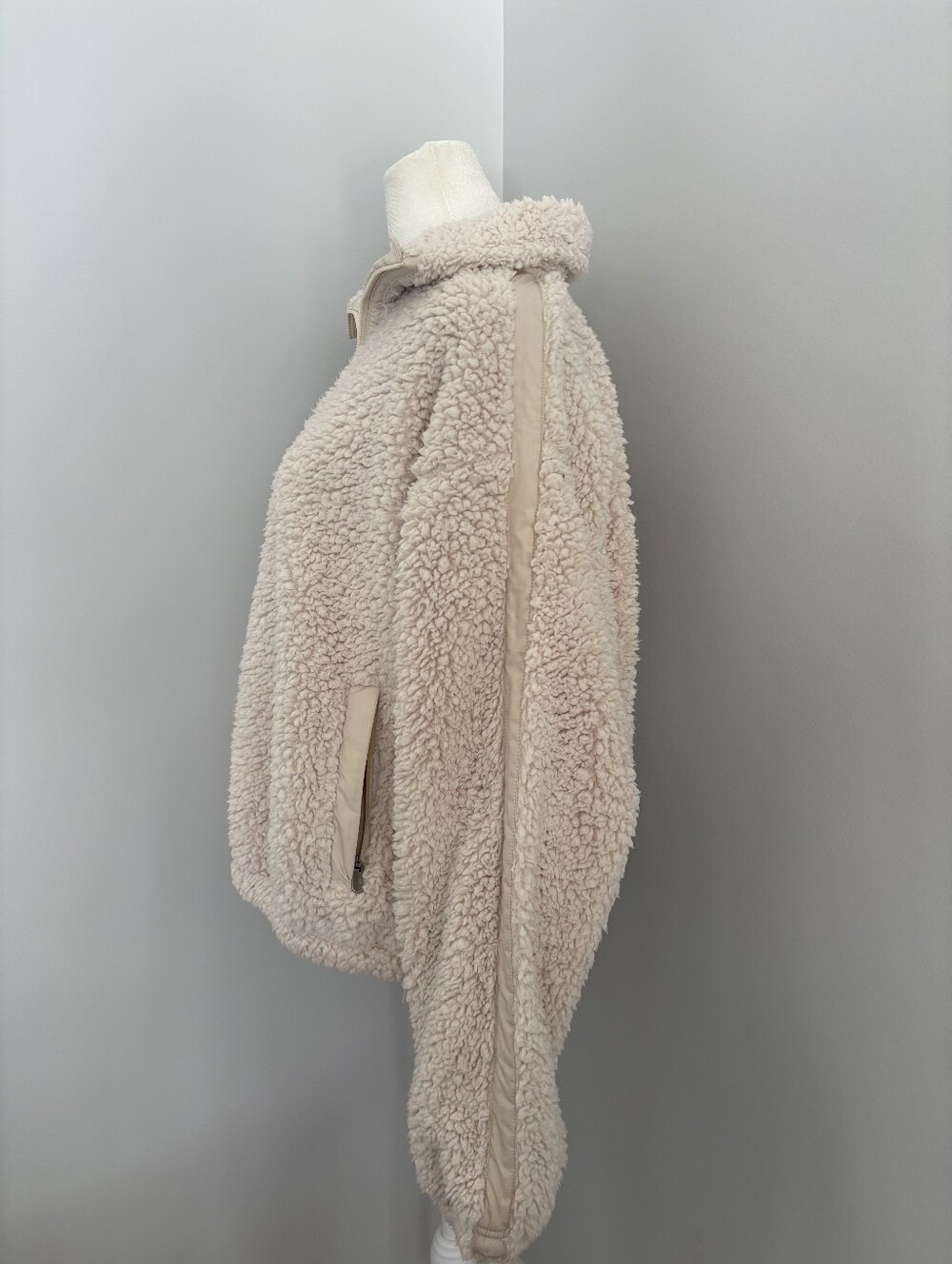 Athleta Cloud Fleece 1/2 Zip Pullover In Ivory M - Picture 3 of 10